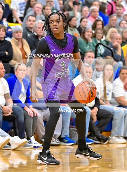 Thumbnail 3 in Muncie Central vs. Greenfield-Central (IHSAA 4A Section 9 Semifinal) photogallery.