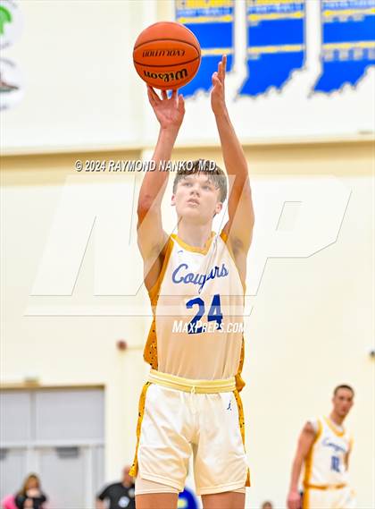 Thumbnail 1 in Muncie Central vs. Greenfield-Central (IHSAA 4A Section 9 Semifinal) photogallery.