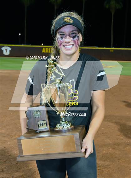Thumbnail 1 in Salpointe Catholic vs. Cactus (AIA 4A Final Awards) photogallery.