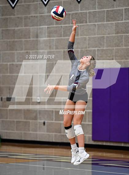 Thumbnail 3 in College Station vs Magnolia photogallery.