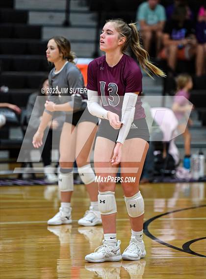 Thumbnail 1 in College Station vs Magnolia photogallery.