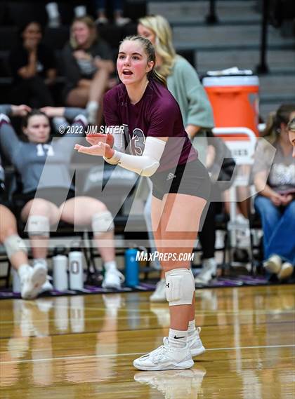 Thumbnail 2 in College Station vs Magnolia photogallery.