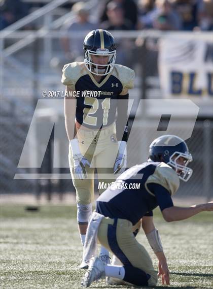 Thumbnail 3 in Evergreen vs. Rifle (CHSAA 3A 1st Round Playoffs) photogallery.