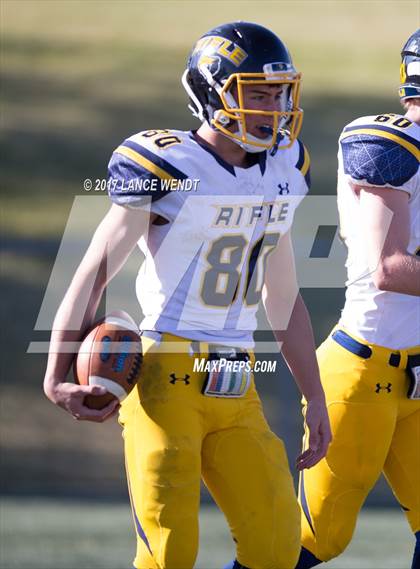Thumbnail 1 in Evergreen vs. Rifle (CHSAA 3A 1st Round Playoffs) photogallery.