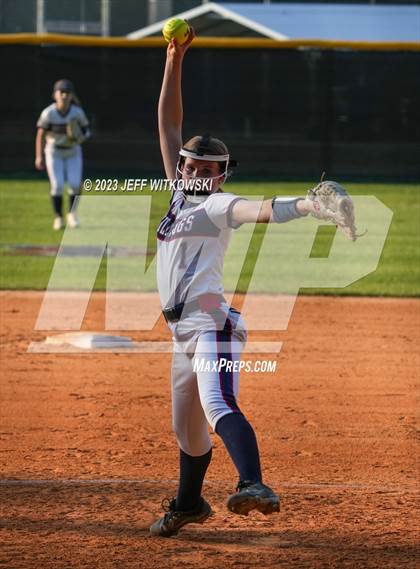 Thumbnail 2 in Terry Sanford @ Pine Forest photogallery.