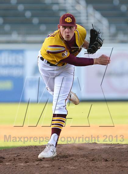 Thumbnail 3 in Gloucester Catholic vs. St. Joseph Regional photogallery.