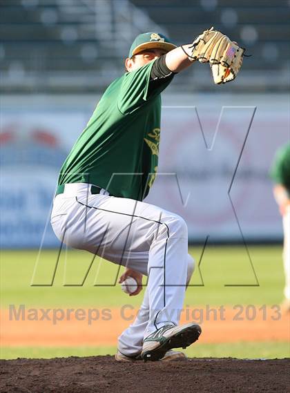 Thumbnail 2 in Gloucester Catholic vs. St. Joseph Regional photogallery.