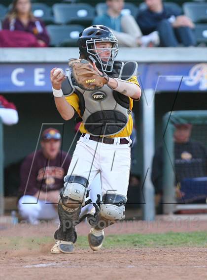 Thumbnail 1 in Gloucester Catholic vs. St. Joseph Regional photogallery.