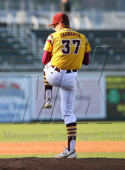 Thumbnail 3 in Gloucester Catholic vs. St. Joseph Regional photogallery.