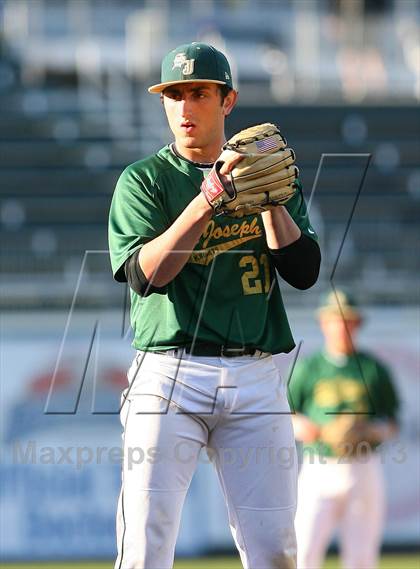 Thumbnail 2 in Gloucester Catholic vs. St. Joseph Regional photogallery.