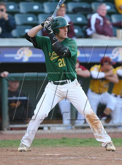 Thumbnail 3 in Gloucester Catholic vs. St. Joseph Regional photogallery.