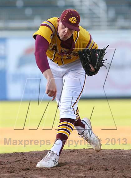 Thumbnail 2 in Gloucester Catholic vs. St. Joseph Regional photogallery.