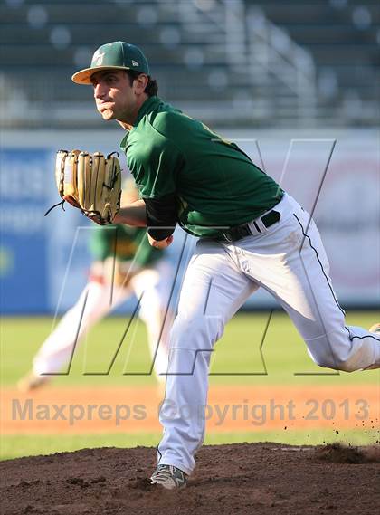 Thumbnail 3 in Gloucester Catholic vs. St. Joseph Regional photogallery.