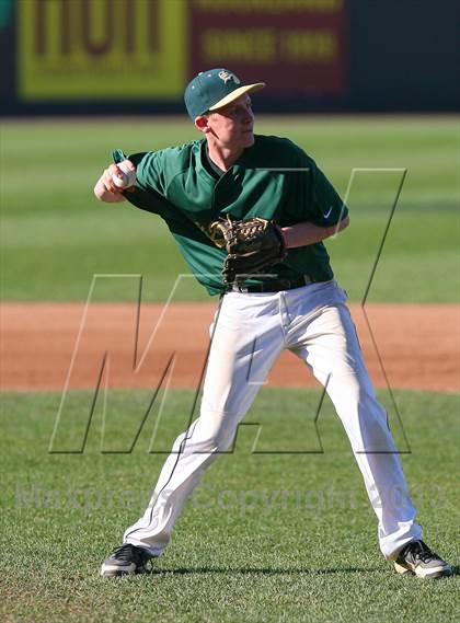 Thumbnail 1 in Gloucester Catholic vs. St. Joseph Regional photogallery.