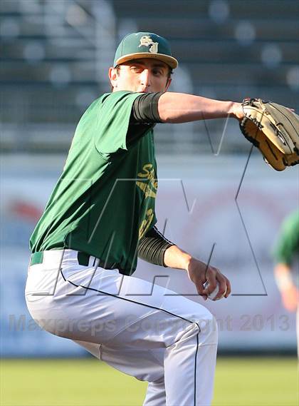 Thumbnail 2 in Gloucester Catholic vs. St. Joseph Regional photogallery.