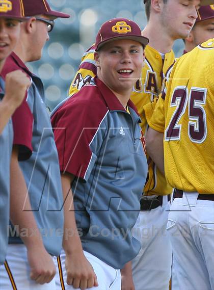 Thumbnail 3 in Gloucester Catholic vs. St. Joseph Regional photogallery.