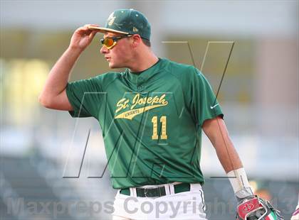 Thumbnail 3 in Gloucester Catholic vs. St. Joseph Regional photogallery.