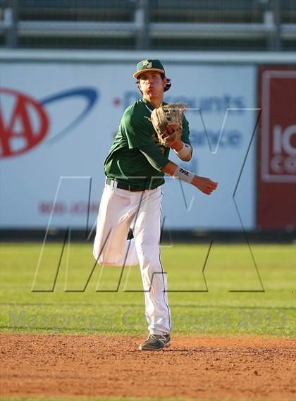 Thumbnail 2 in Gloucester Catholic vs. St. Joseph Regional photogallery.