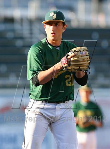 Thumbnail 2 in Gloucester Catholic vs. St. Joseph Regional photogallery.