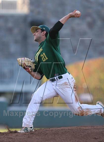 Thumbnail 2 in Gloucester Catholic vs. St. Joseph Regional photogallery.