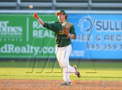 Thumbnail 1 in Gloucester Catholic vs. St. Joseph Regional photogallery.