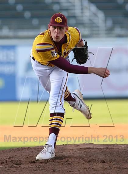 Thumbnail 3 in Gloucester Catholic vs. St. Joseph Regional photogallery.