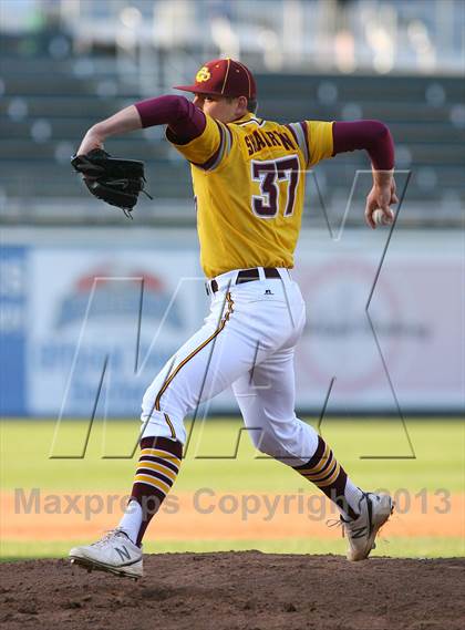 Thumbnail 3 in Gloucester Catholic vs. St. Joseph Regional photogallery.