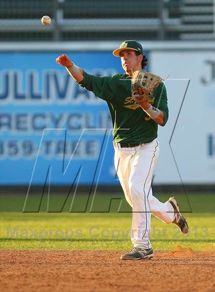 Thumbnail 1 in Gloucester Catholic vs. St. Joseph Regional photogallery.