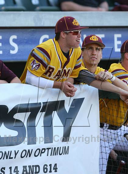 Thumbnail 1 in Gloucester Catholic vs. St. Joseph Regional photogallery.