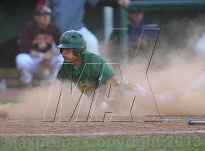 Thumbnail 3 in Gloucester Catholic vs. St. Joseph Regional photogallery.