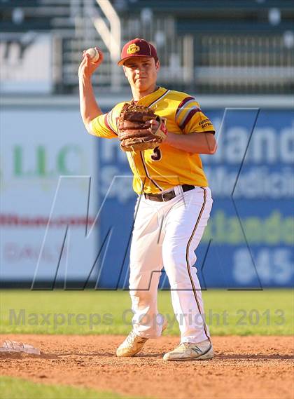 Thumbnail 1 in Gloucester Catholic vs. St. Joseph Regional photogallery.