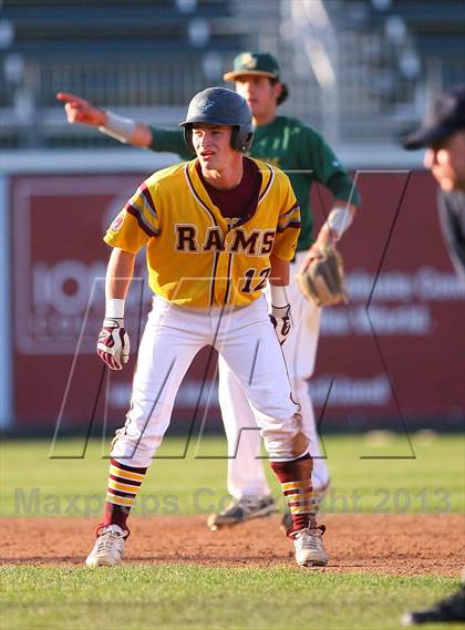 Thumbnail 2 in Gloucester Catholic vs. St. Joseph Regional photogallery.
