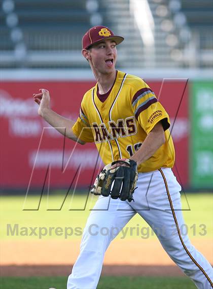 Thumbnail 1 in Gloucester Catholic vs. St. Joseph Regional photogallery.