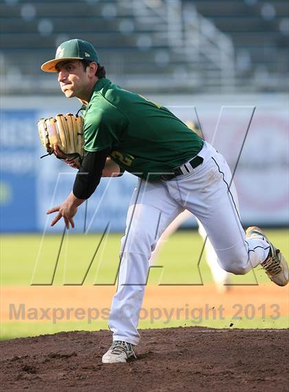 Thumbnail 3 in Gloucester Catholic vs. St. Joseph Regional photogallery.