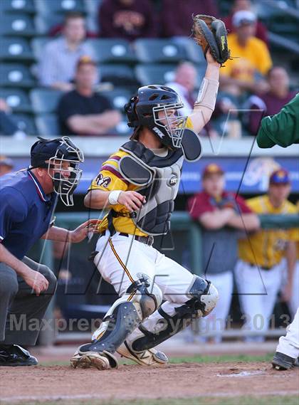 Thumbnail 3 in Gloucester Catholic vs. St. Joseph Regional photogallery.