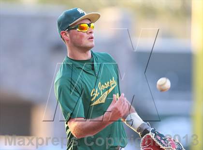 Thumbnail 2 in Gloucester Catholic vs. St. Joseph Regional photogallery.