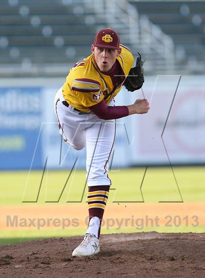Thumbnail 1 in Gloucester Catholic vs. St. Joseph Regional photogallery.