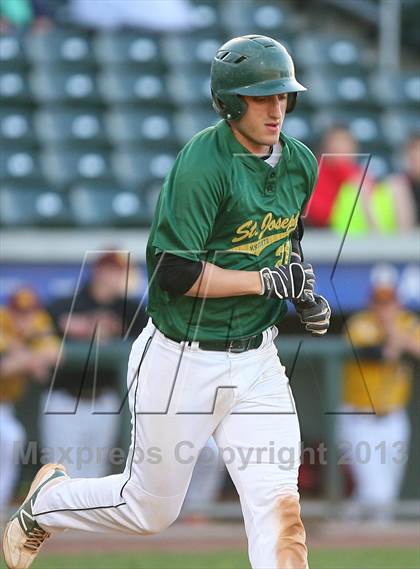 Thumbnail 2 in Gloucester Catholic vs. St. Joseph Regional photogallery.