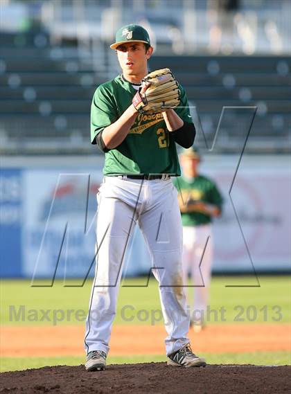 Thumbnail 3 in Gloucester Catholic vs. St. Joseph Regional photogallery.