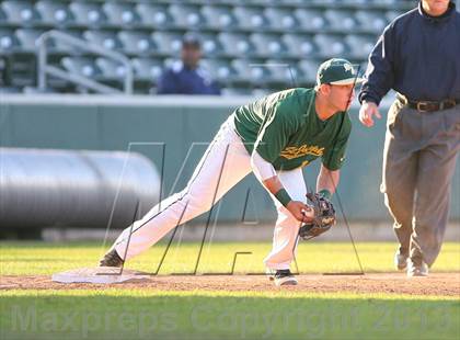 Thumbnail 2 in Gloucester Catholic vs. St. Joseph Regional photogallery.