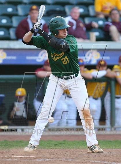 Thumbnail 3 in Gloucester Catholic vs. St. Joseph Regional photogallery.