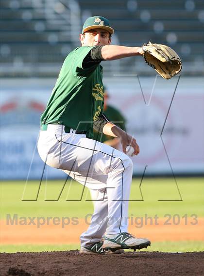 Thumbnail 3 in Gloucester Catholic vs. St. Joseph Regional photogallery.