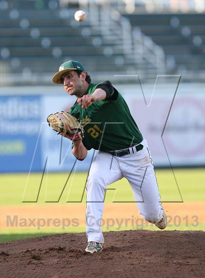 Thumbnail 3 in Gloucester Catholic vs. St. Joseph Regional photogallery.