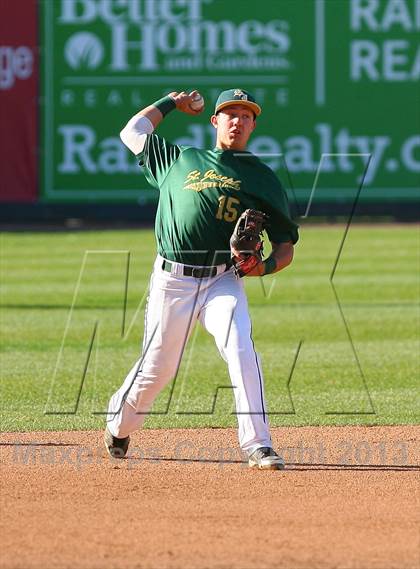 Thumbnail 2 in Gloucester Catholic vs. St. Joseph Regional photogallery.
