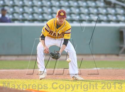 Thumbnail 2 in Gloucester Catholic vs. St. Joseph Regional photogallery.