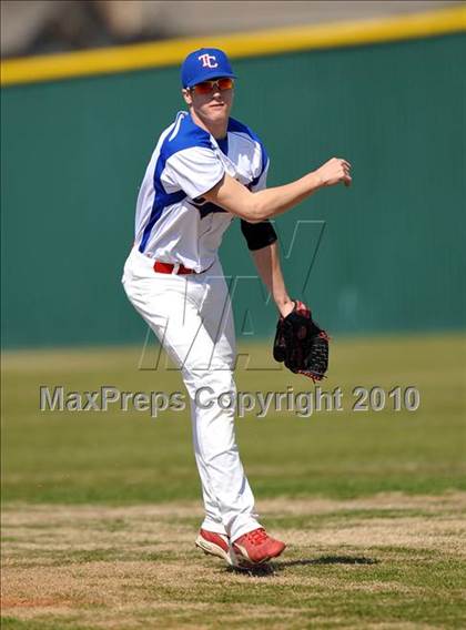 Thumbnail 1 in Trinity Christian vs. McKinney North (Carrollton Diamond Classic) photogallery.