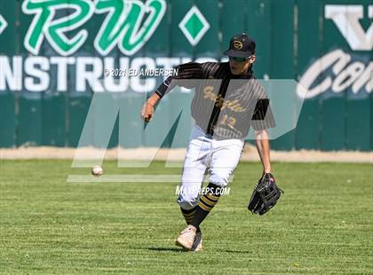 Thumbnail 1 in Galena @ Douglas (5A Northern Region Playoff) photogallery.