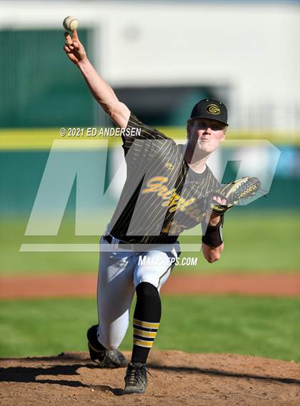 Thumbnail 3 in Galena @ Douglas (5A Northern Region Playoff) photogallery.