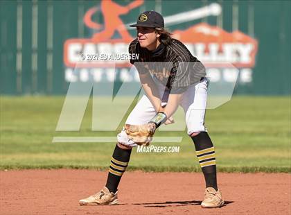 Thumbnail 2 in Galena @ Douglas (5A Northern Region Playoff) photogallery.