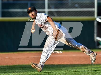 Thumbnail 1 in Galena @ Douglas (5A Northern Region Playoff) photogallery.